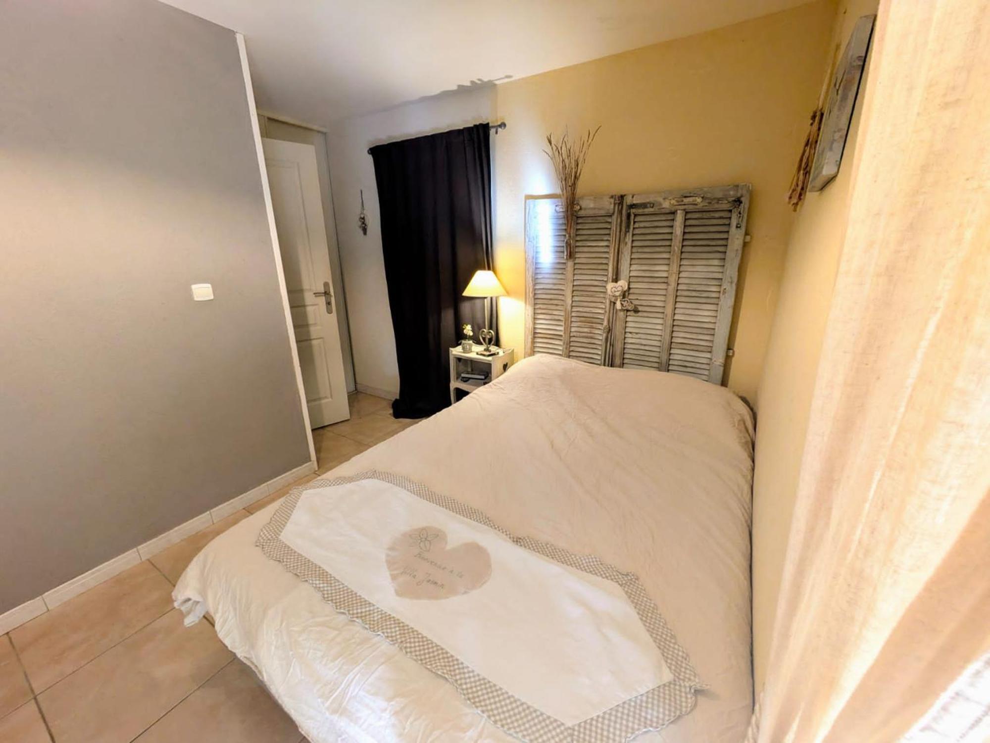 La Villa Jasmin Montauroux Zimmer foto